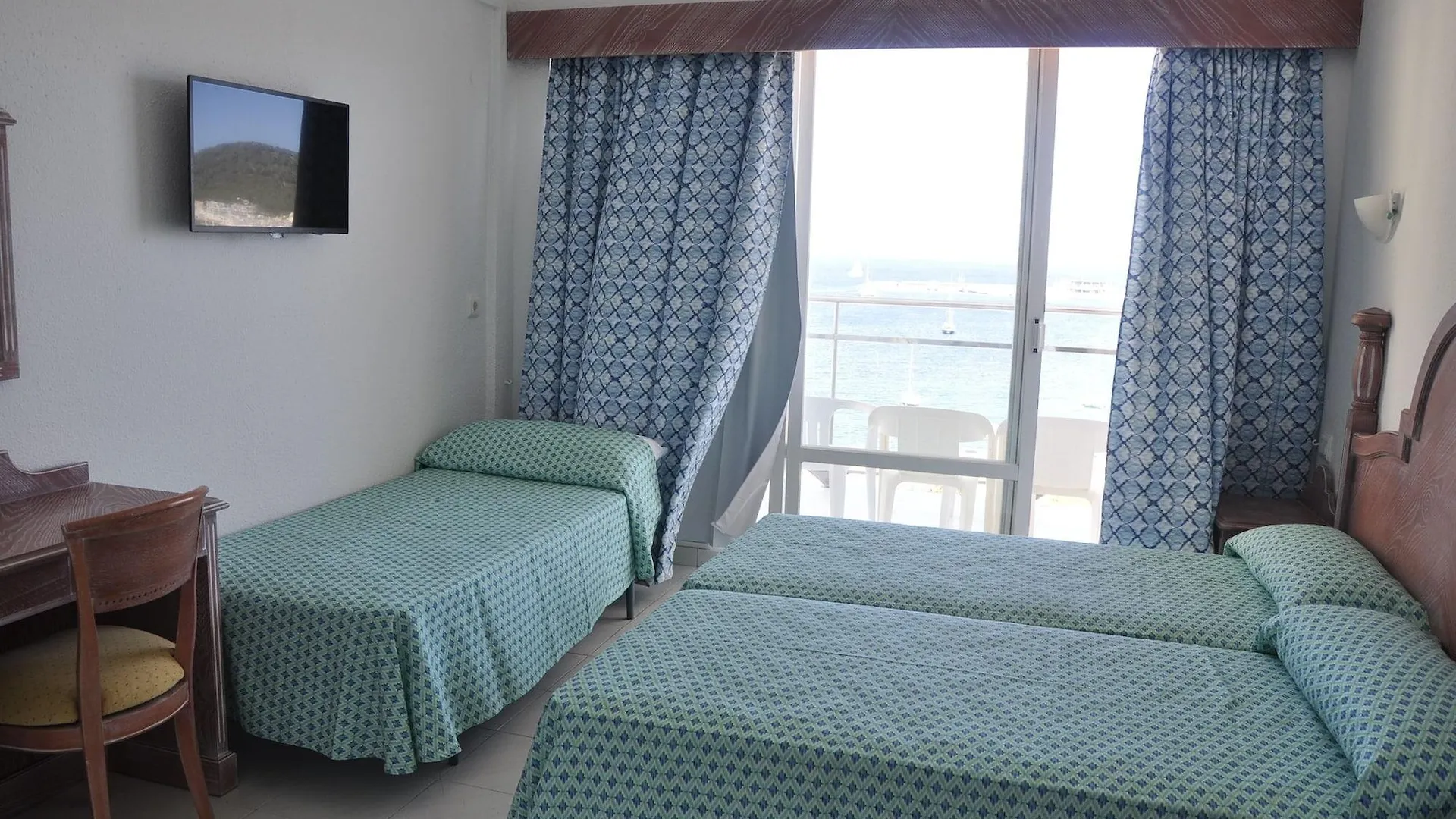 Hotel Neptuno Ibiza 3*,